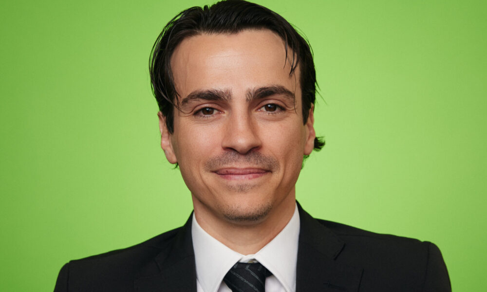 eToro