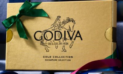 GODIVA Gold Collection Signature Selection gift box with green ribbon bow